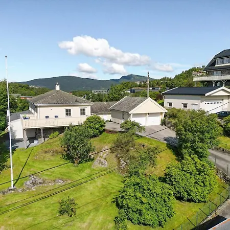 Flott Familie Leilighet Naer Nesttun/bergen Lejlighed *